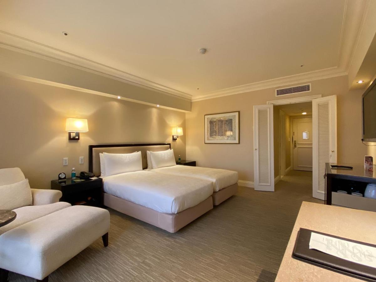 The Sherwood Тайбэй Экстерьер фото A room at the Fullerton Hotel